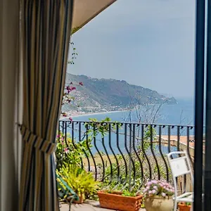 Old Memories House , Taormina Italia